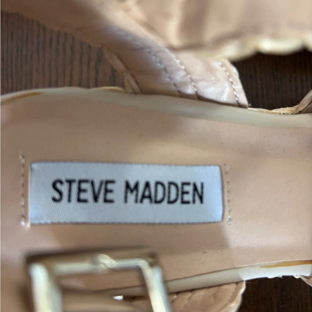 Steve Madden Beige Woven Platform Sandals